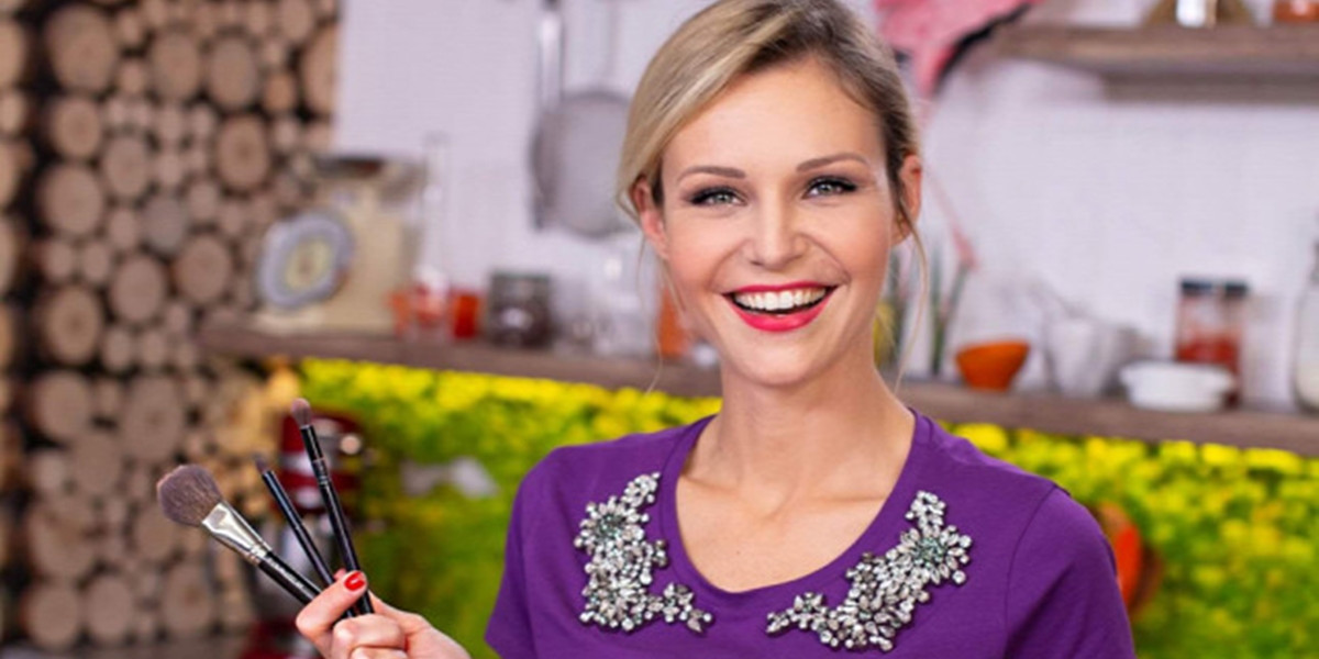 LIFE.HU- MARTON ADRIENN SZÉPSÉGRITUÁLÉJA NŐNAP ALKALMÁBÓL