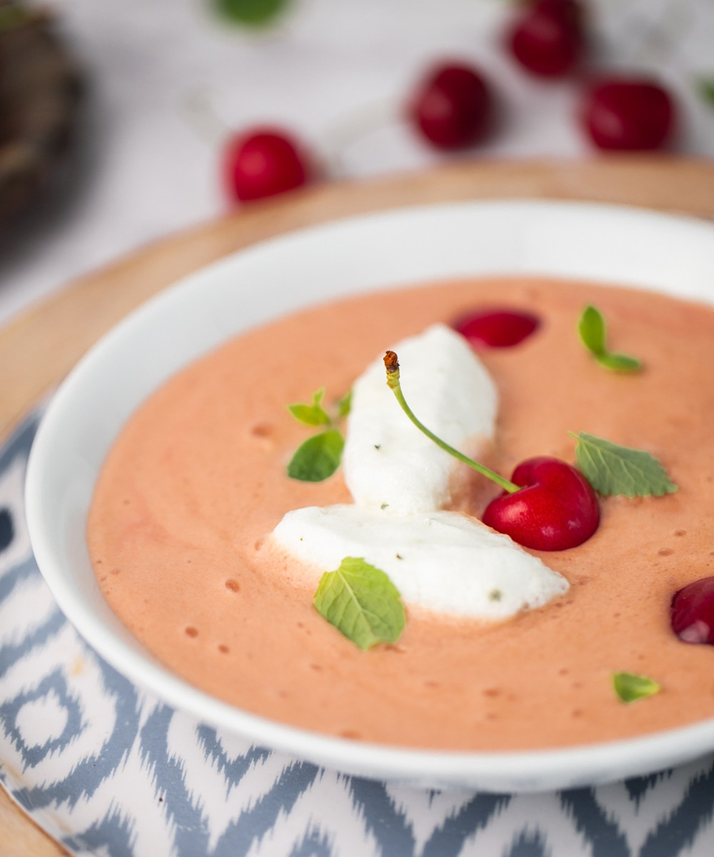 CSERESZNYE-KRÉMLEVES MENTÁS HABGALUSKÁVAL