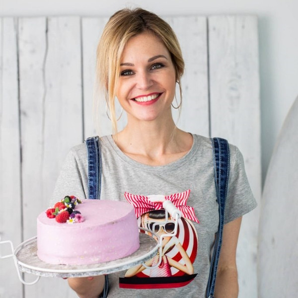 TV2.HU - MARTON ADRIENN TORTACSODÁJA