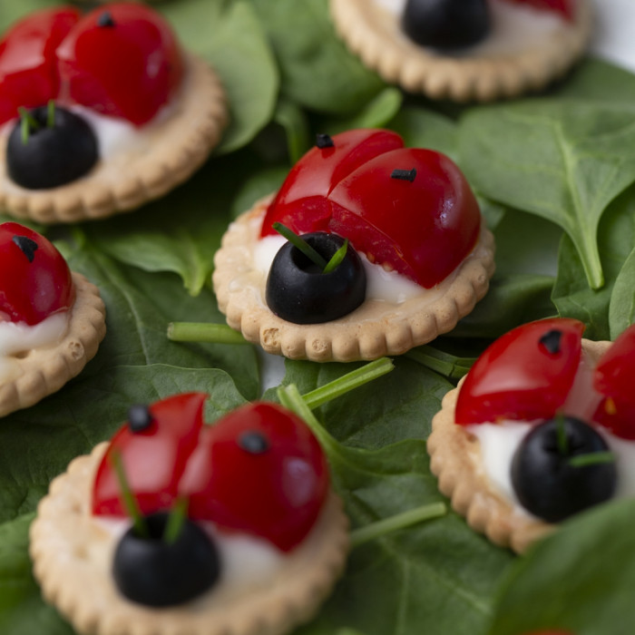 GYEREKNAPI FINOMSÁGOK