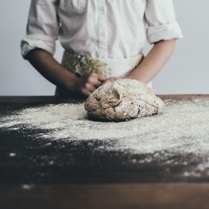 A KELESZTÉSEN ÁLL VAGY BUKIK A SÜTEMÉNY